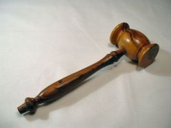 Адвокат - защита по делам с присяжными